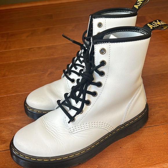 Dr. Martens Women's Zavala White Leather Combat Boots - Size 7 - Picture 4 of 11